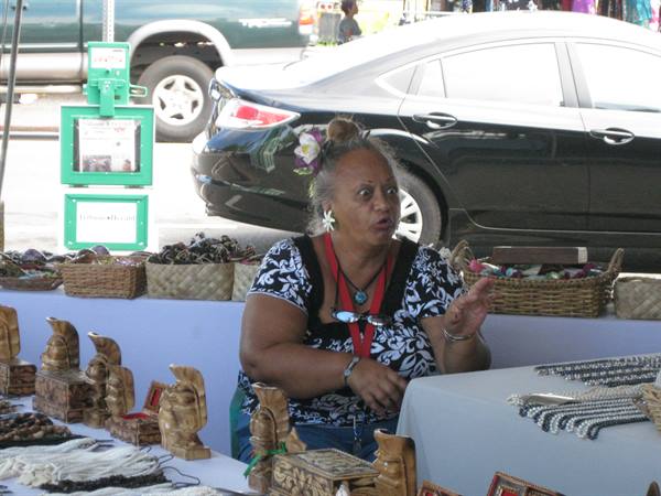 hawaiian lady, a bit nervous