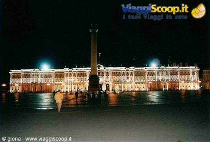 Hermitage by night