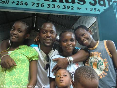 THOMAS AND HIS GRANDCHILDREN
