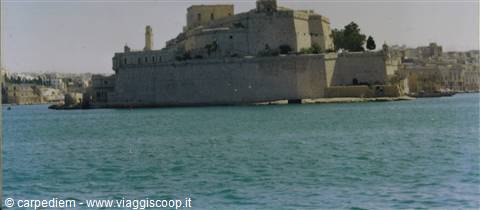 Fort St Angelo in Birgu, stone walls overlooking the harbour