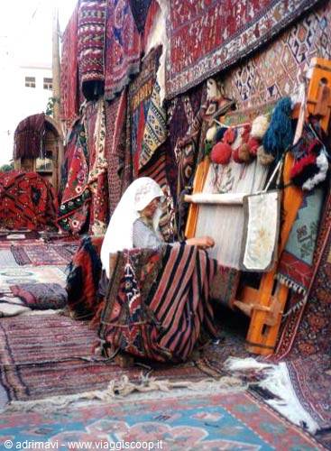 Konya - woman at the loom
