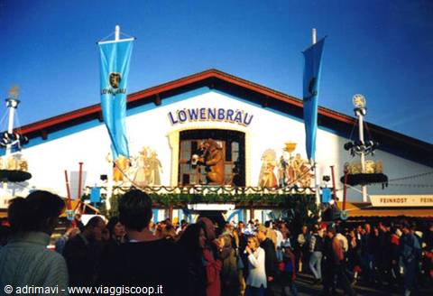 Lowenbrau stand - Oktoberfest