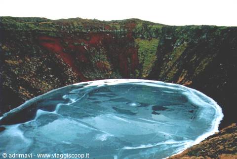 golden circle - Kerid crater