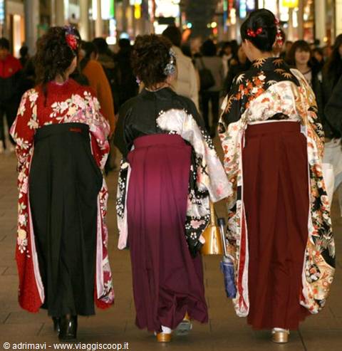 women in kimono