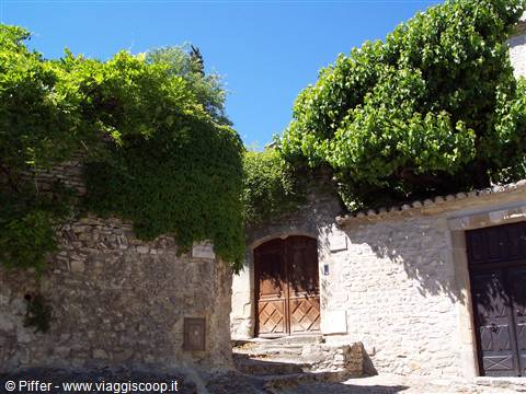 The quiet of Vaison la Romaine