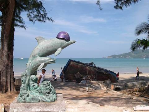 28/12/2004 morning in Patong-Phuket