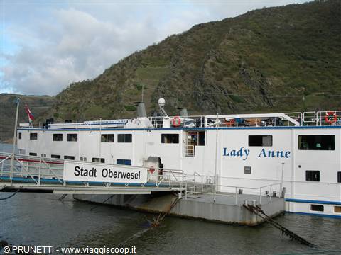 Lady Anne riverboat moored at Oberwesel beneath the green hill