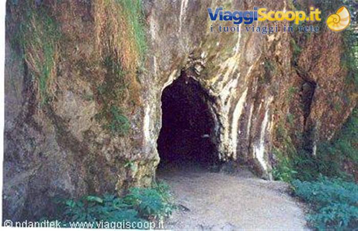 Egrale Kakovetta cave