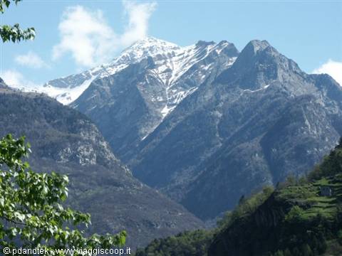 MOUNTAIN2