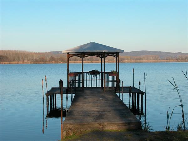 lake Candia
