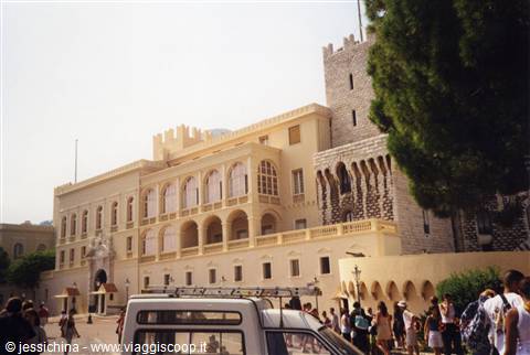 Tourists in front of the Prince's Palace of Monaco