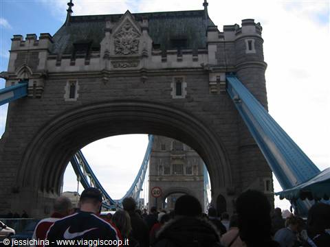 tower bridge