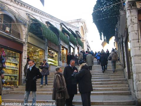 rialto bridge