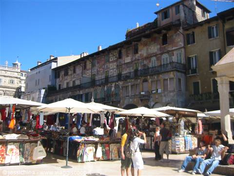 piazza delle erbe