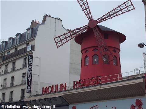 MOULIN ROUGE