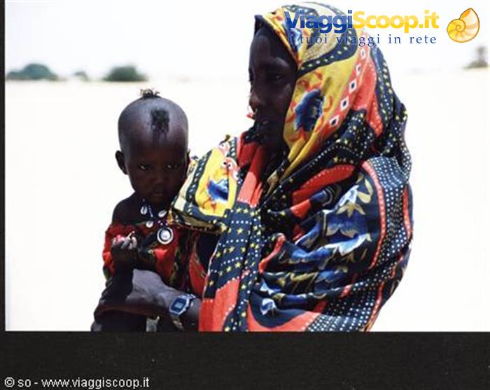 Mother and son in the oasis of ZOO BABA