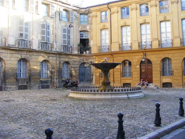 AIX-EN-PROVENCE
