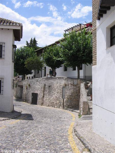 Granada - The alleys of the Albayzin