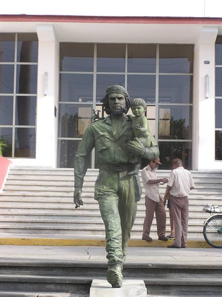 CHE