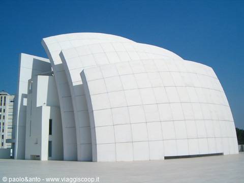 Church of Dio Padre Misericordioso in Rome, Richard Meier's white concrete sails