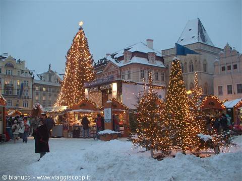 Christmas market at sunset in the Old Town Square