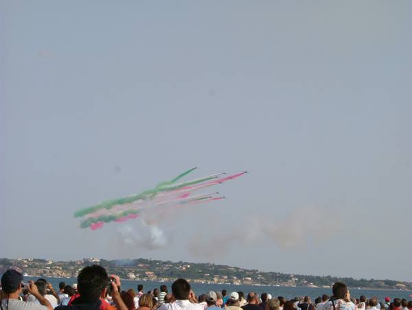 9 July 2005: Frecce Tricolori in Syracuse 