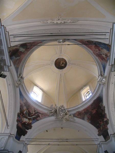 Around Noto 