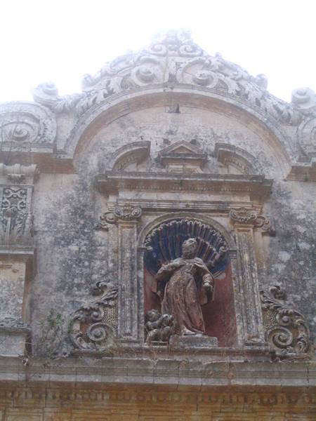 Around Noto 