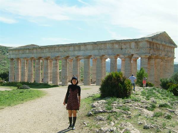 Segesta, the temple 