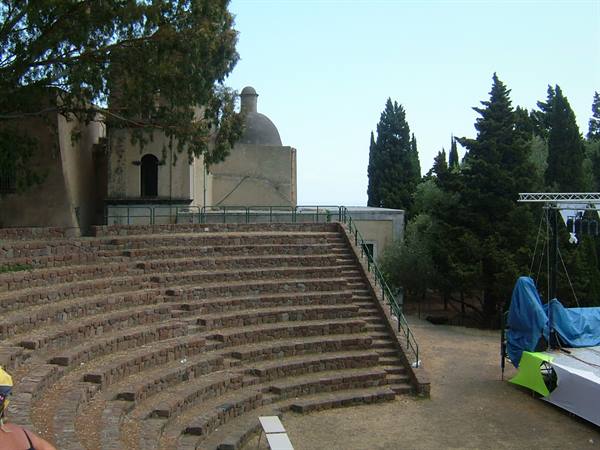 Castle archaeological park 