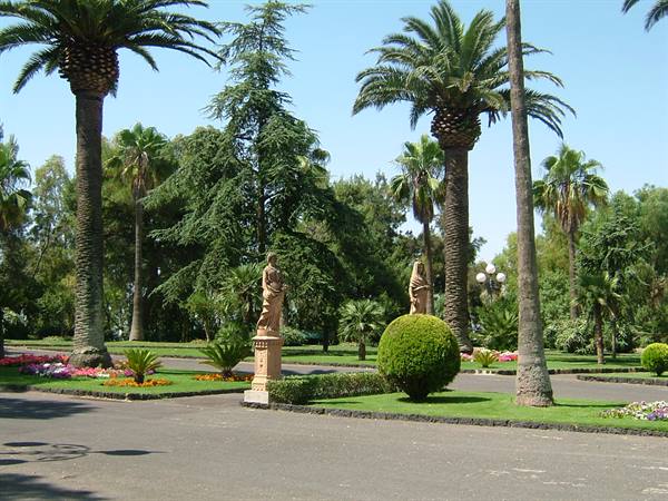 Public garden