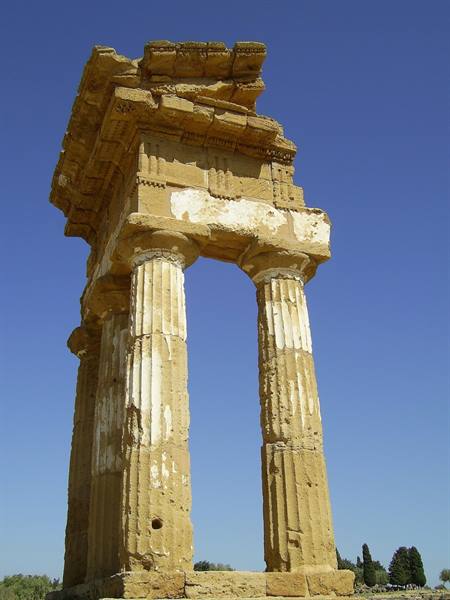 temple of castor and pollux