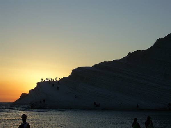scala dei turchi by night