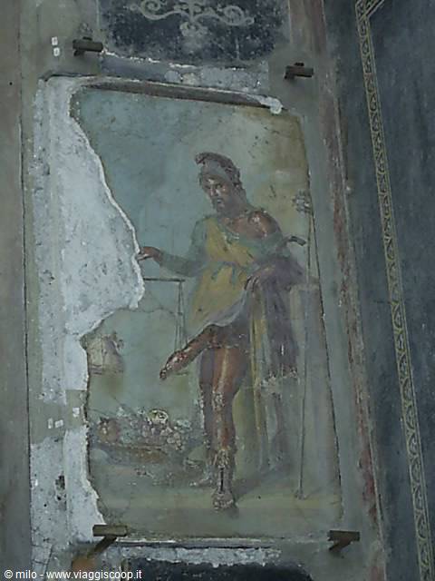 pompeii...lucky him!!