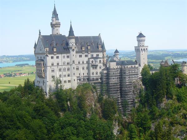 SCHWANGAU - LUDWIG'S CASTLE