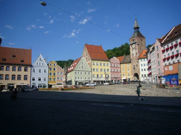 LANDSBERG - SQUARE