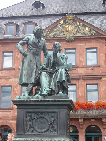 HANAU STATUE OF THE BROTHERS GRIMM