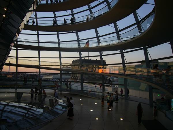 BERLIN THE PARLIAMENT DOME