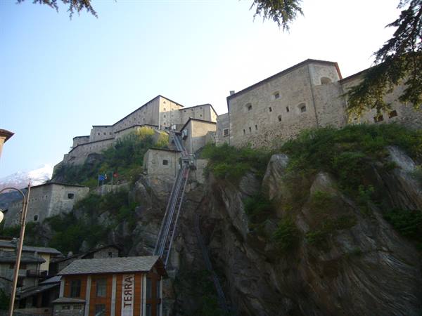 VIEW OF THE CASTLE FROM BARD