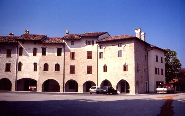 VALVASONE
