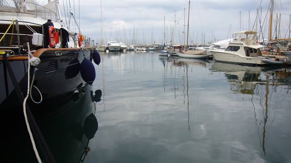 VIAREGGIO THE CANAL HARBOUR