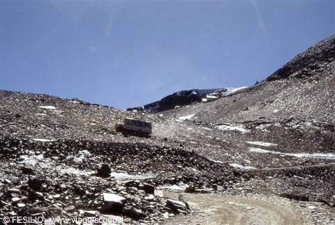 CHACALTAYA - TOWARDS THE REFUGE
