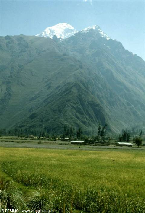 THE URUBAMBA VALLEY