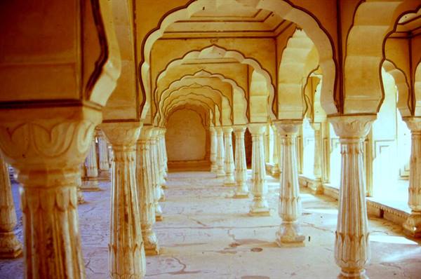 AMBER FORT