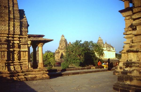 KHAJURAHO - THE TEMPLES