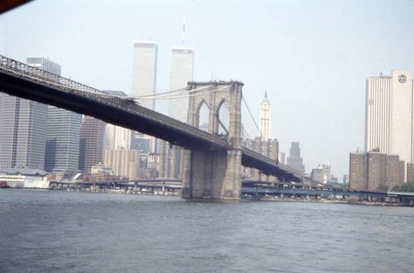 BROOKLYN BRIDGE