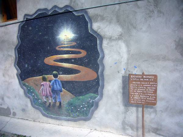 Wall mural: two children follow a winding path toward a bright star