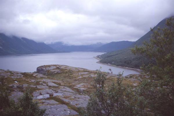 TOWARDS LOVUND