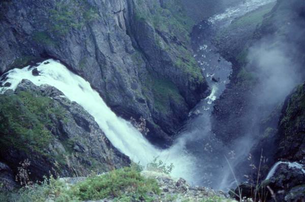 VORINGFOSSEN - THE WATERFALL