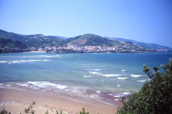 TOWARDS CASTRO URDIALES
